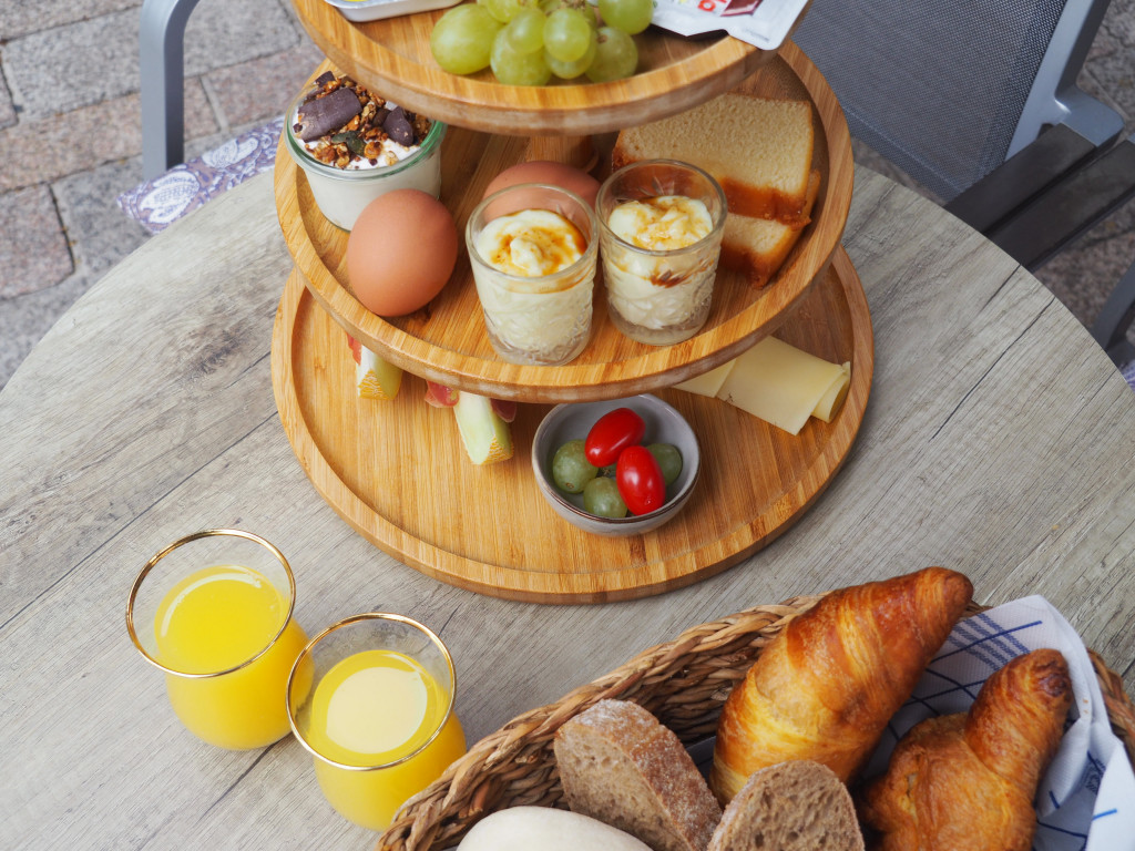 Breakfast area at Hotel Leopold